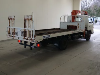 Isuzu ELF  с аукциона в Японии