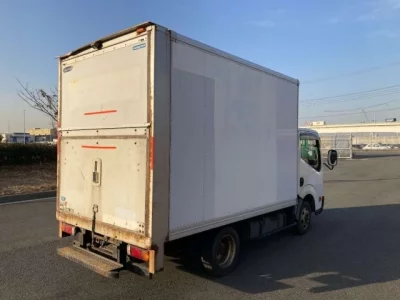 Nissan ATLAS  с аукциона в Японии