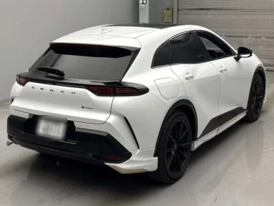 Toyota CROWN SPORT  с аукциона в Японии