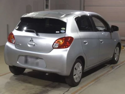 Mitsubishi MIRAGE  с аукциона в Японии