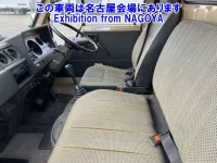 Toyota DYNA лот № 71030 оценка 3  с аукциона в Японии 4