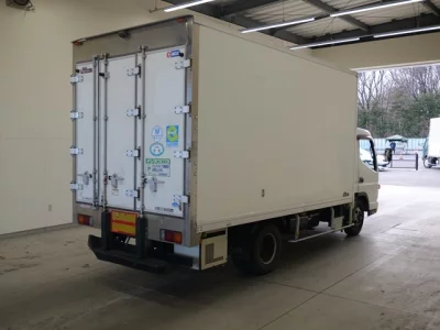 Mitsubishi CANTER  с аукциона в Японии