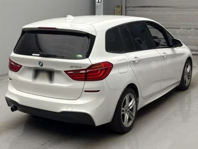 BMW 2-Series  с аукциона в Японии