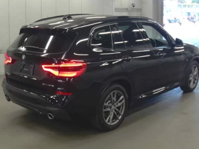 BMW X3  с аукциона в Японии