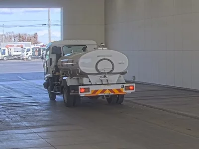 Isuzu FORWARD  с аукциона в Японии