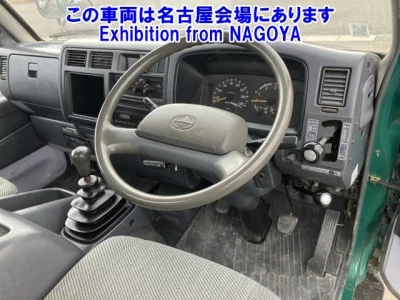 Hino TRUCK