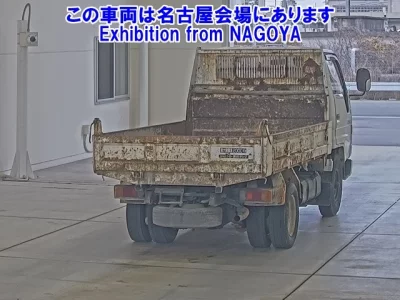 Toyota DYNA  с аукциона в Японии