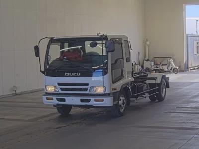 Isuzu FORWARD  с аукциона в Японии