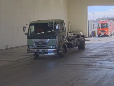 Nissan TRUCK  с аукциона в Японии