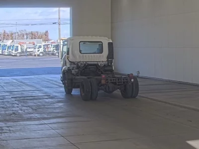 Isuzu FORWARD  с аукциона в Японии