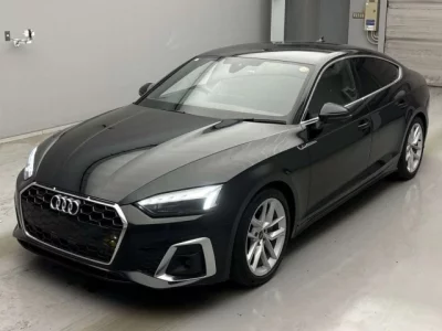 Audi A5  с аукциона в Японии