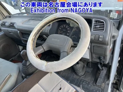 Isuzu ELF  с аукциона в Японии