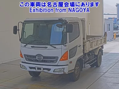 Hino TRUCK
