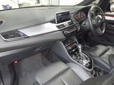 BMW 2-Series  с аукциона в Японии