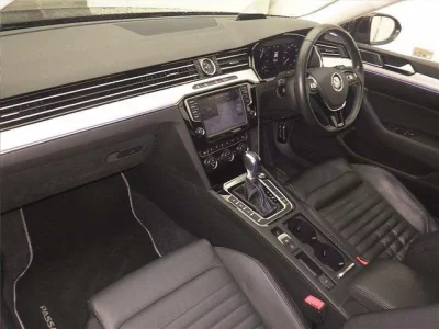 Volkswagen PASSAT  с аукциона в Японии