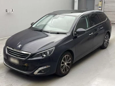 Peugeot 308  с аукциона в Японии