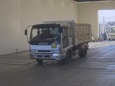 Isuzu FORWARD  с аукциона в Японии