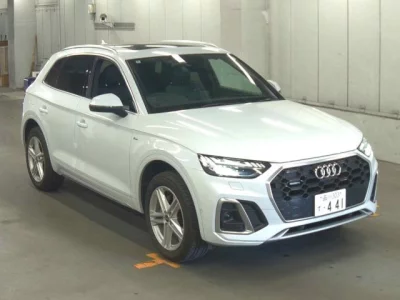 Audi Q5  с аукциона в Японии