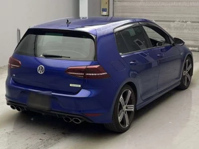 Volkswagen GOLF  с аукциона в Японии