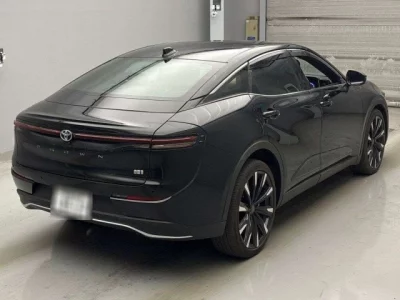 Toyota CROWN CROSSOVER  с аукциона в Японии