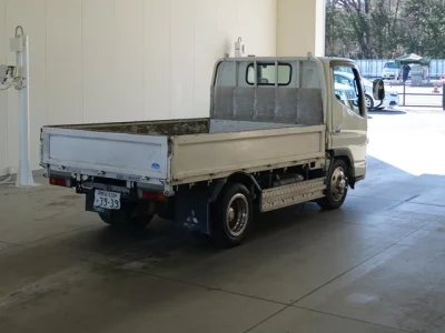 Mitsubishi CANTER  с аукциона в Японии