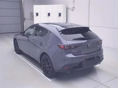 Mazda MAZDA3  с аукциона в Японии