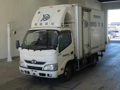 Hino DUTRO  с аукциона в Японии