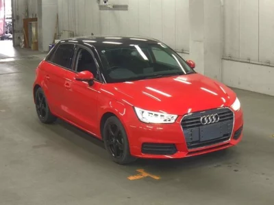 Audi A1  с аукциона в Японии