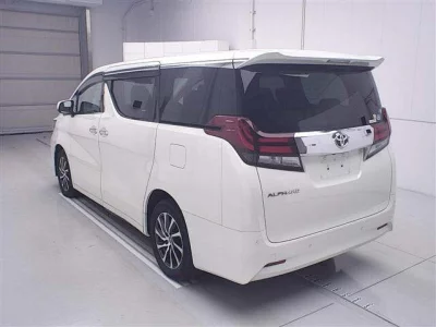Toyota ALPHARD  с аукциона в Японии