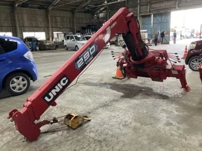 OTHERS UNIC CRANE