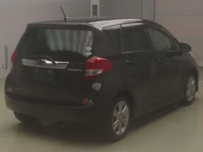 Subaru TREZIA  с аукциона в Японии