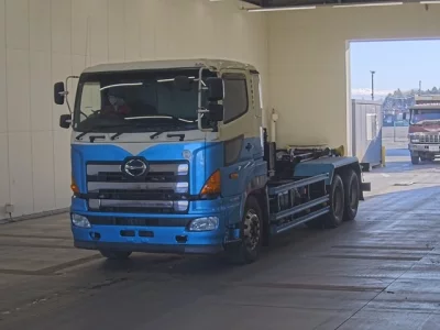Hino PROFIA  с аукциона в Японии