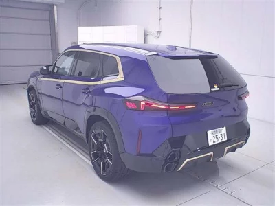 BMW XM  с аукциона в Японии