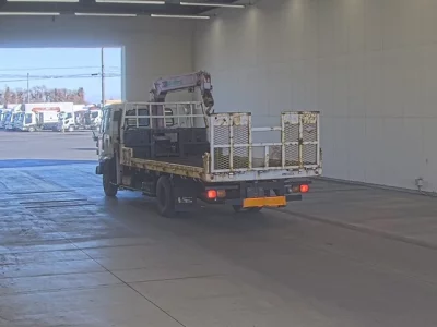 Isuzu FORWARD  с аукциона в Японии