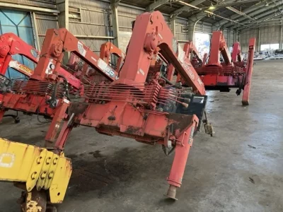 OTHERS UNIC CRANE