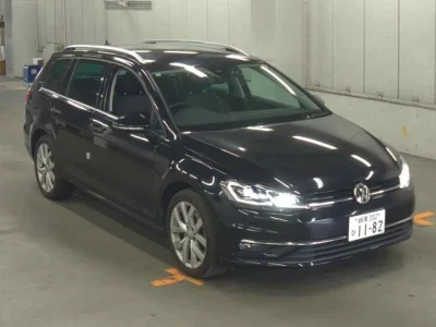 Volkswagen GOLF VARIANT