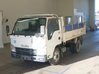 Isuzu ELF  с аукциона в Японии