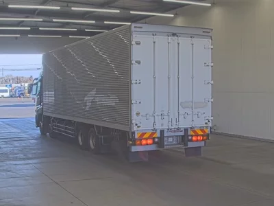 Mitsubishi SUPER GREAT  с аукциона в Японии