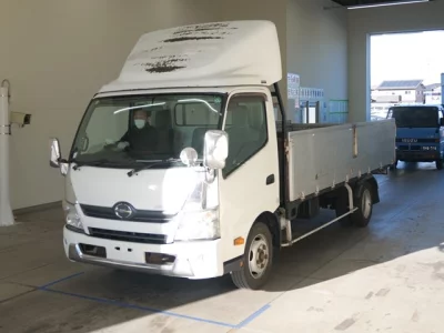 Hino DUTRO  с аукциона в Японии