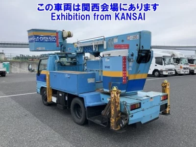 Isuzu ELF  с аукциона в Японии