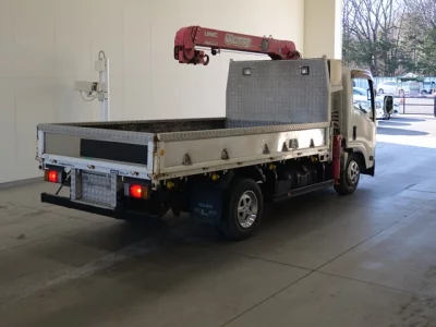 Isuzu ELF  с аукциона в Японии