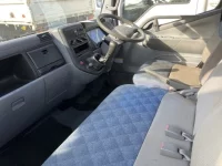 Mitsubishi CANTER лот № 1552 оценка 3  с аукциона в Японии 4