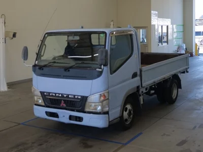 Mitsubishi CANTER  с аукциона в Японии