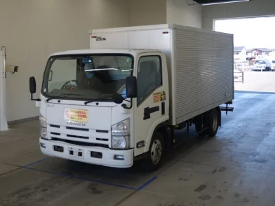 Isuzu ELF