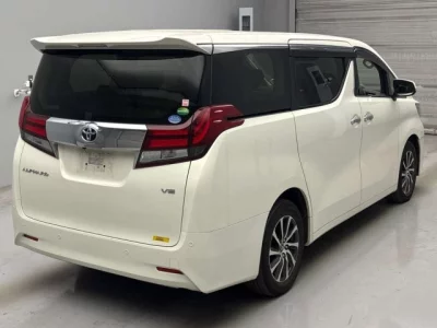 Toyota ALPHARD  с аукциона в Японии