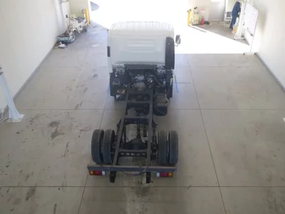 Isuzu ELF  с аукциона в Японии