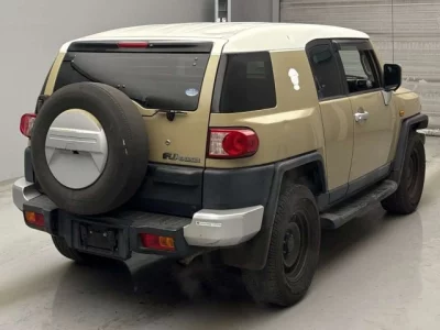 Toyota FJ CRUISER  с аукциона в Японии