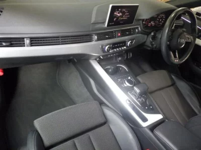 Audi A4  с аукциона в Японии