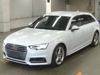 Audi A4  с аукциона в Японии