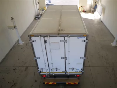 Isuzu ELF  с аукциона в Японии